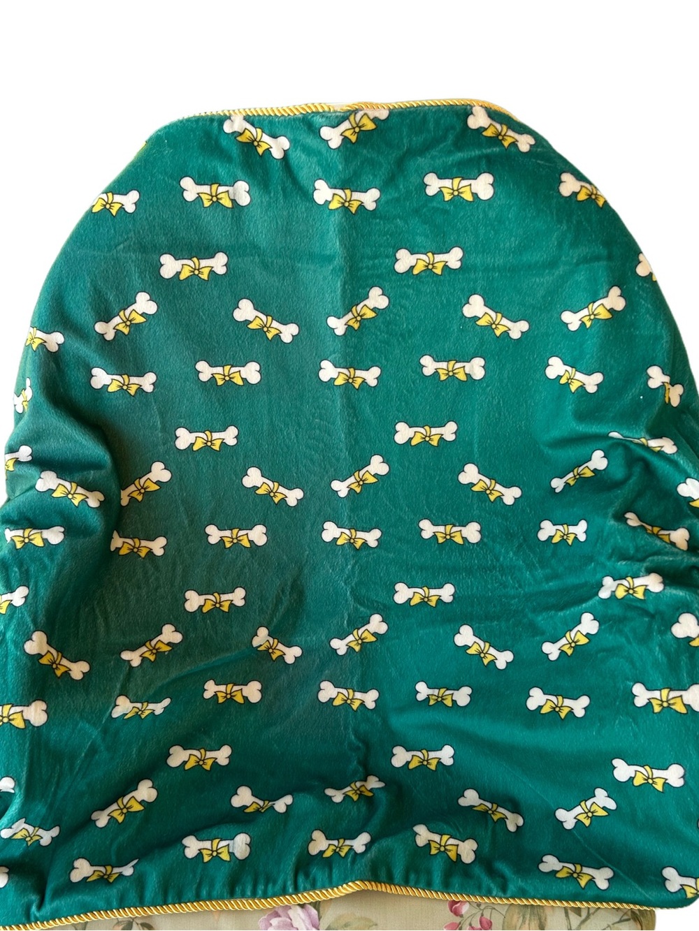 Happy Companion Green Dog Bone Print Blanket NWT 29x28